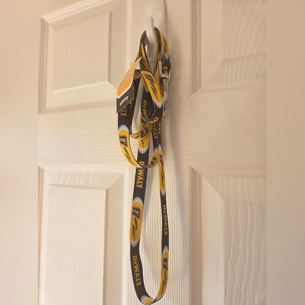 Nascar Matt Kenseth Dog Leash 17 Dewalt NWT Carabiner Medium 6 ft